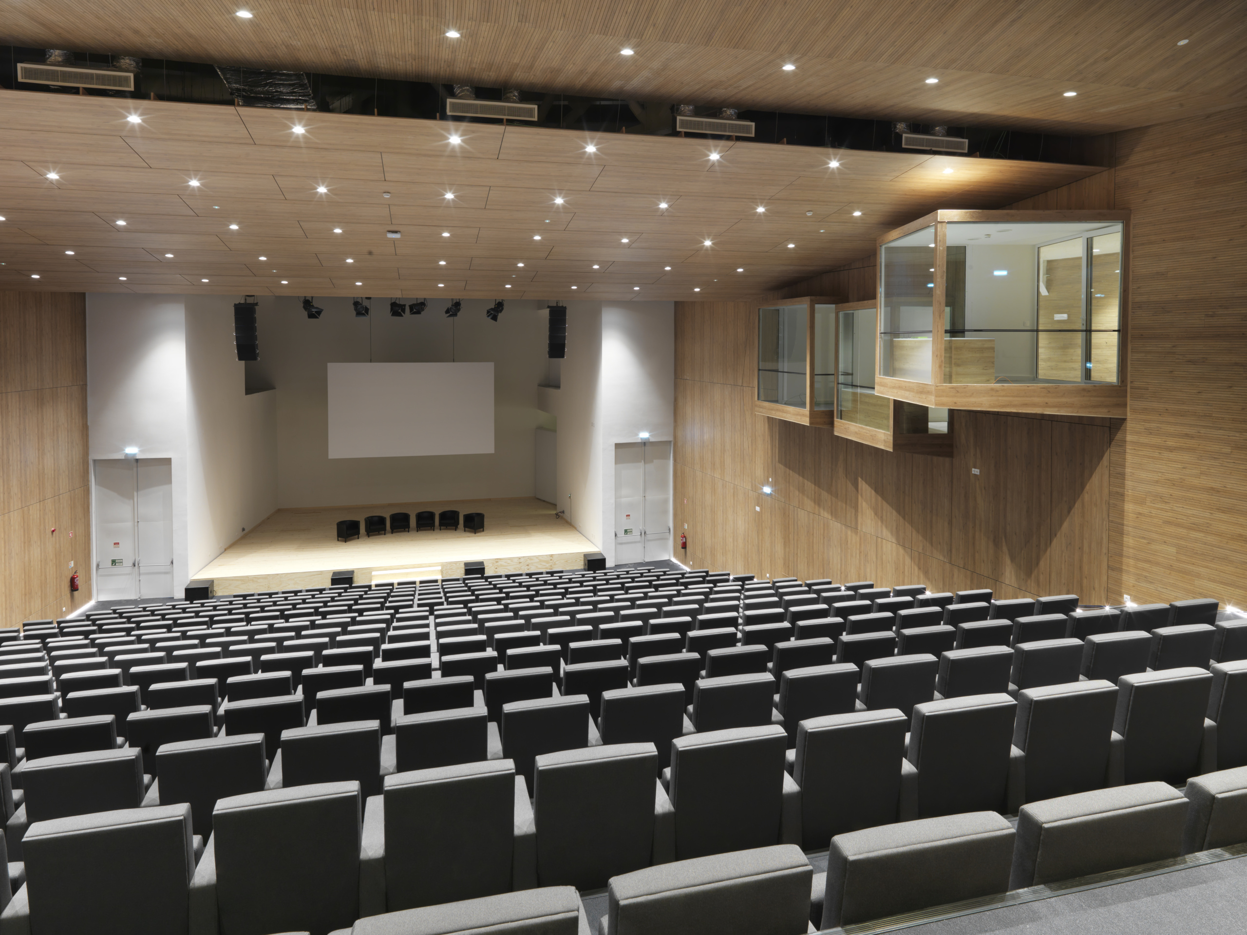 Universidade Carcavelos